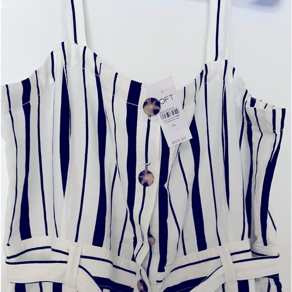 Jumpsuit brand new - Picture 1 of 2